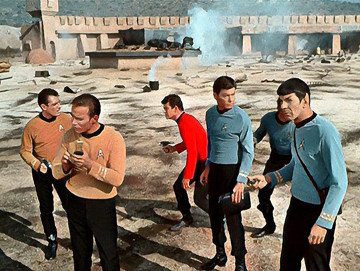 “Shaka, when the walls fell”: Arena (Original Series) vs. Darmok (TNG ...
